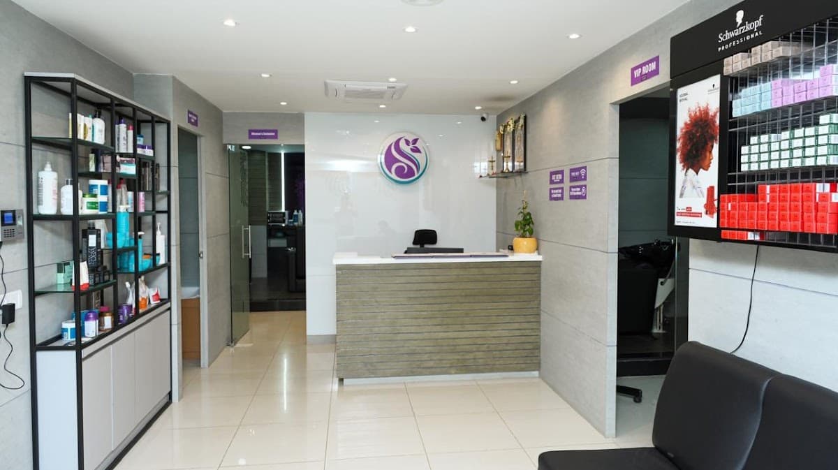 Samrudhi Beauty Studio and Academy Family Unisex Salon
