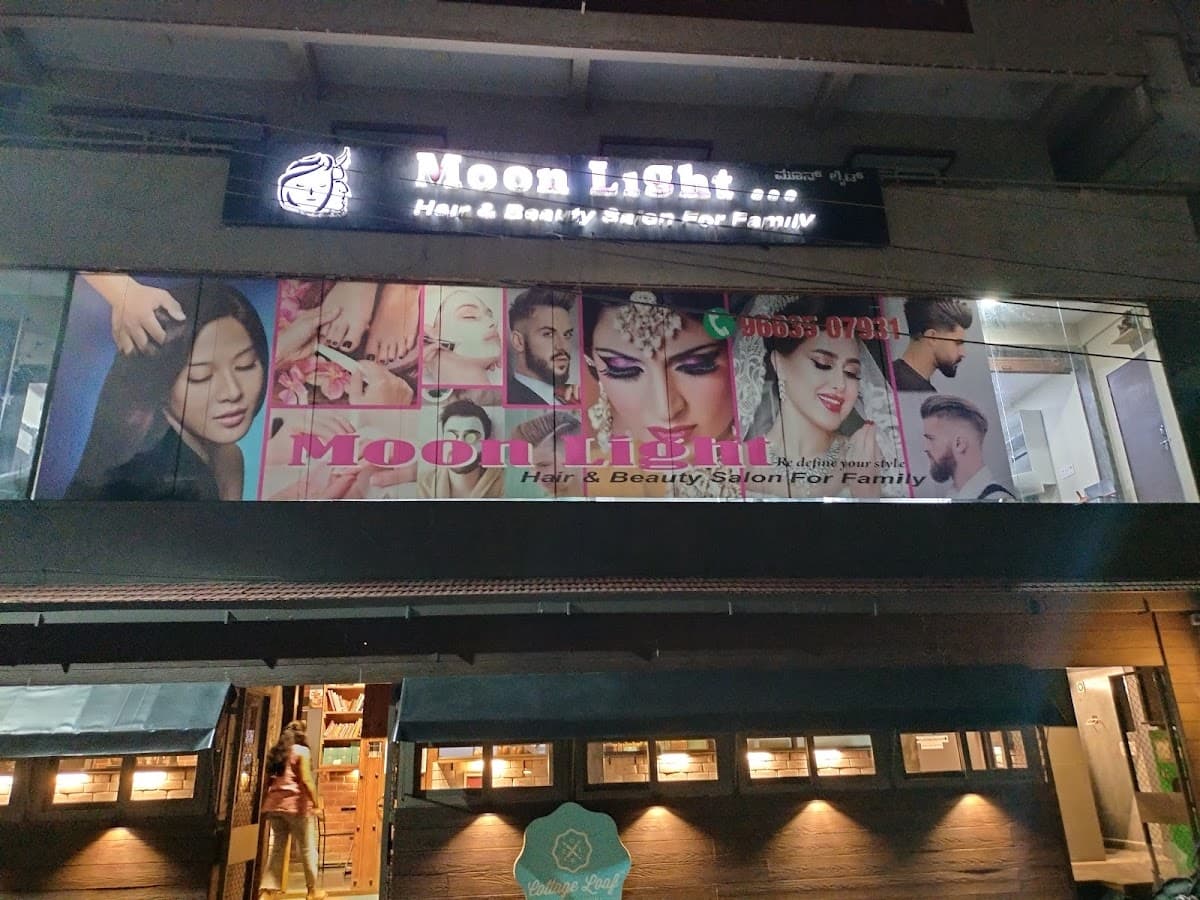 Moon Light Unisex Salon