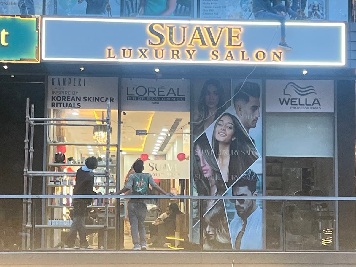 SUAVE LUXURY SALON
