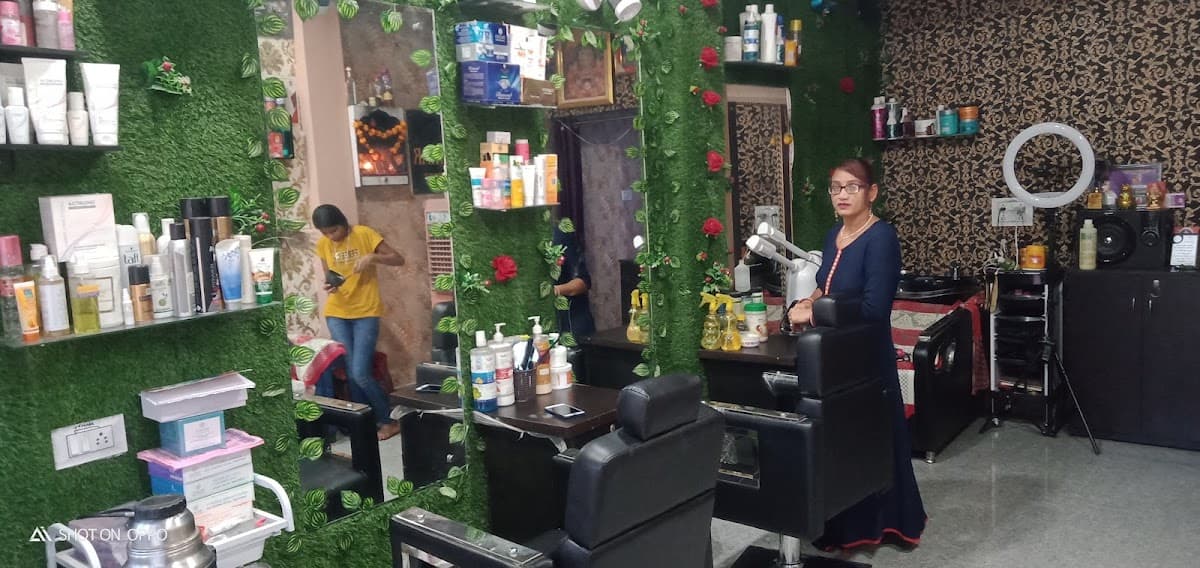 Lavniya Beauty Salon