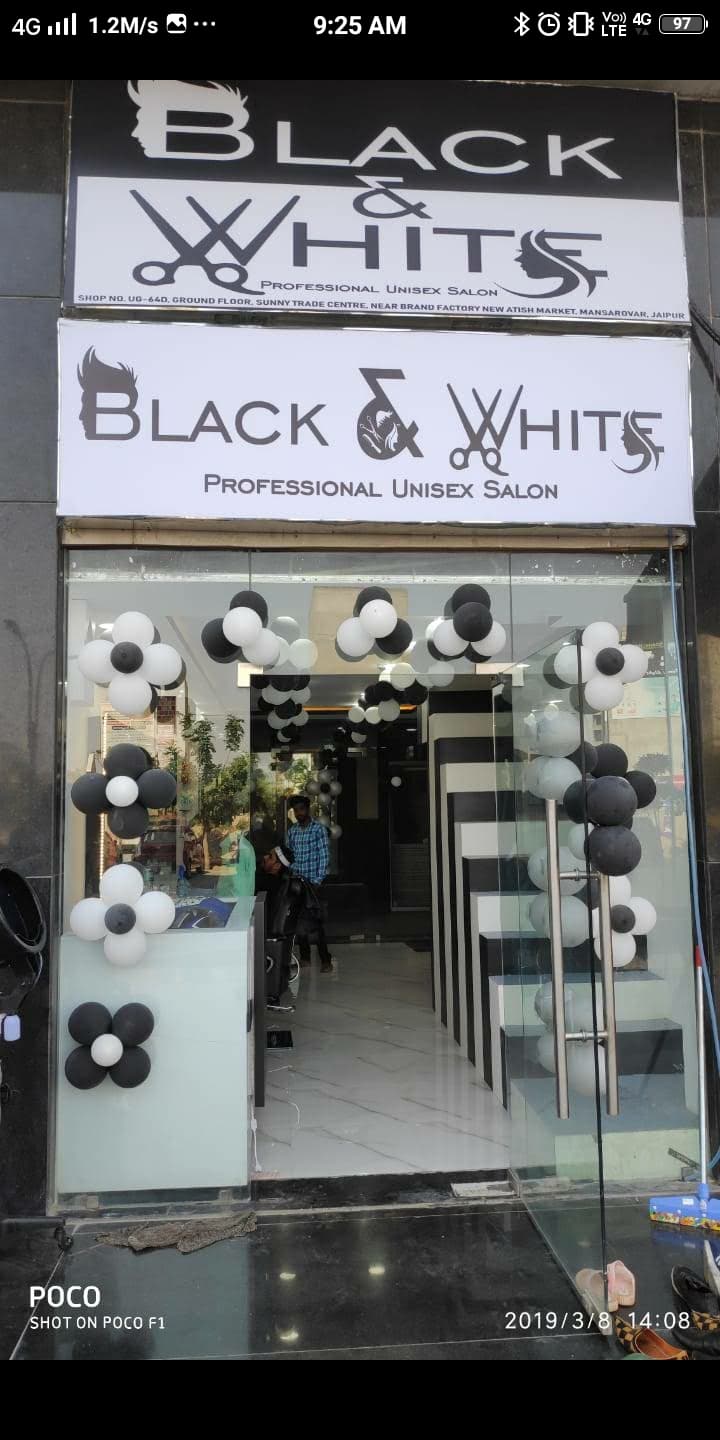 BLACK AND WHITE PROFESSIONAL UNISEX SALON