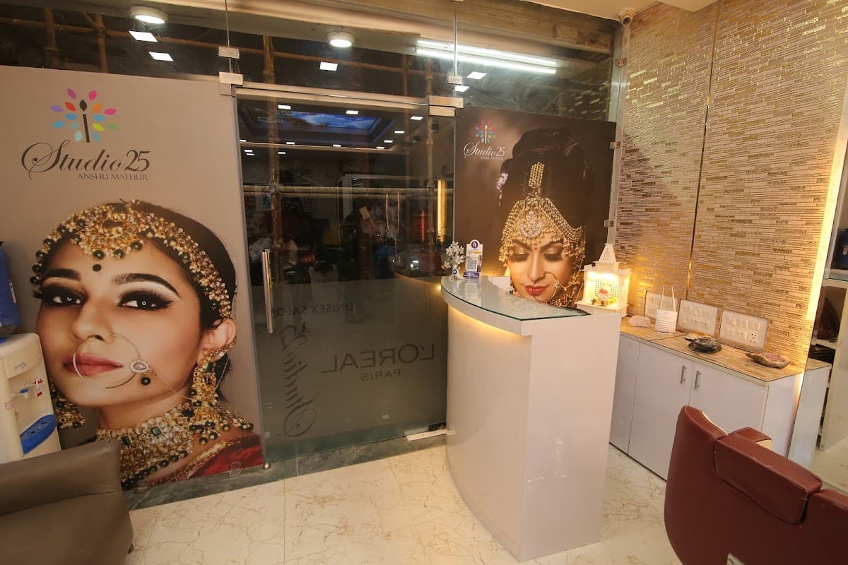 Studio 25 Salons