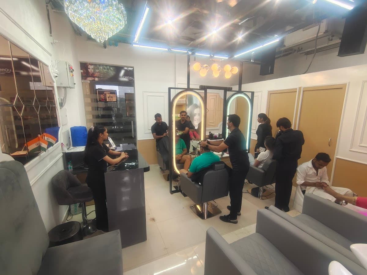 Glow Up Salon Prc