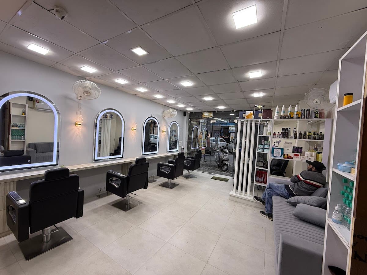 MT Unisex Salon