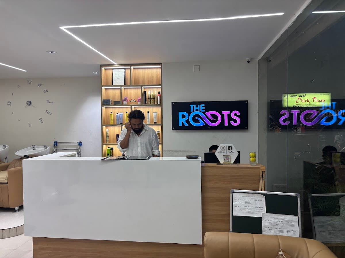 THE ROOTS ️ Unisex Salon, Spa & Ayurveda
