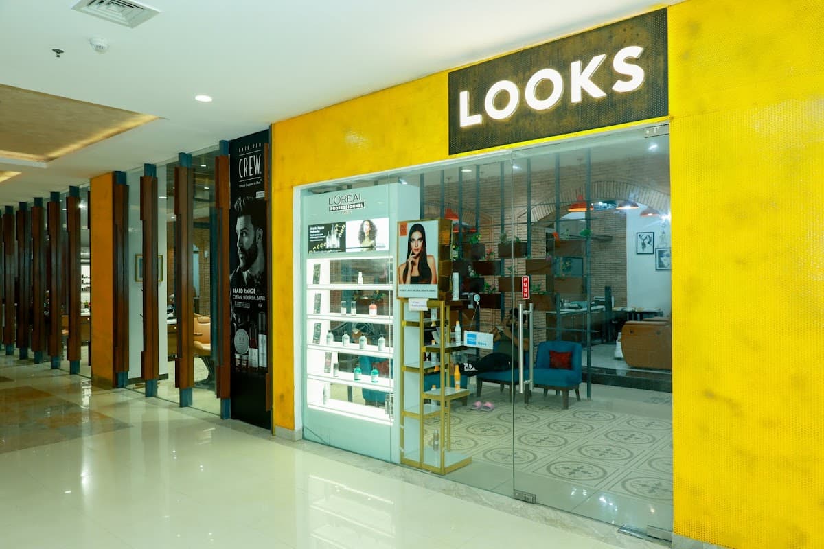Looks Salon, Logix Mall, Noida