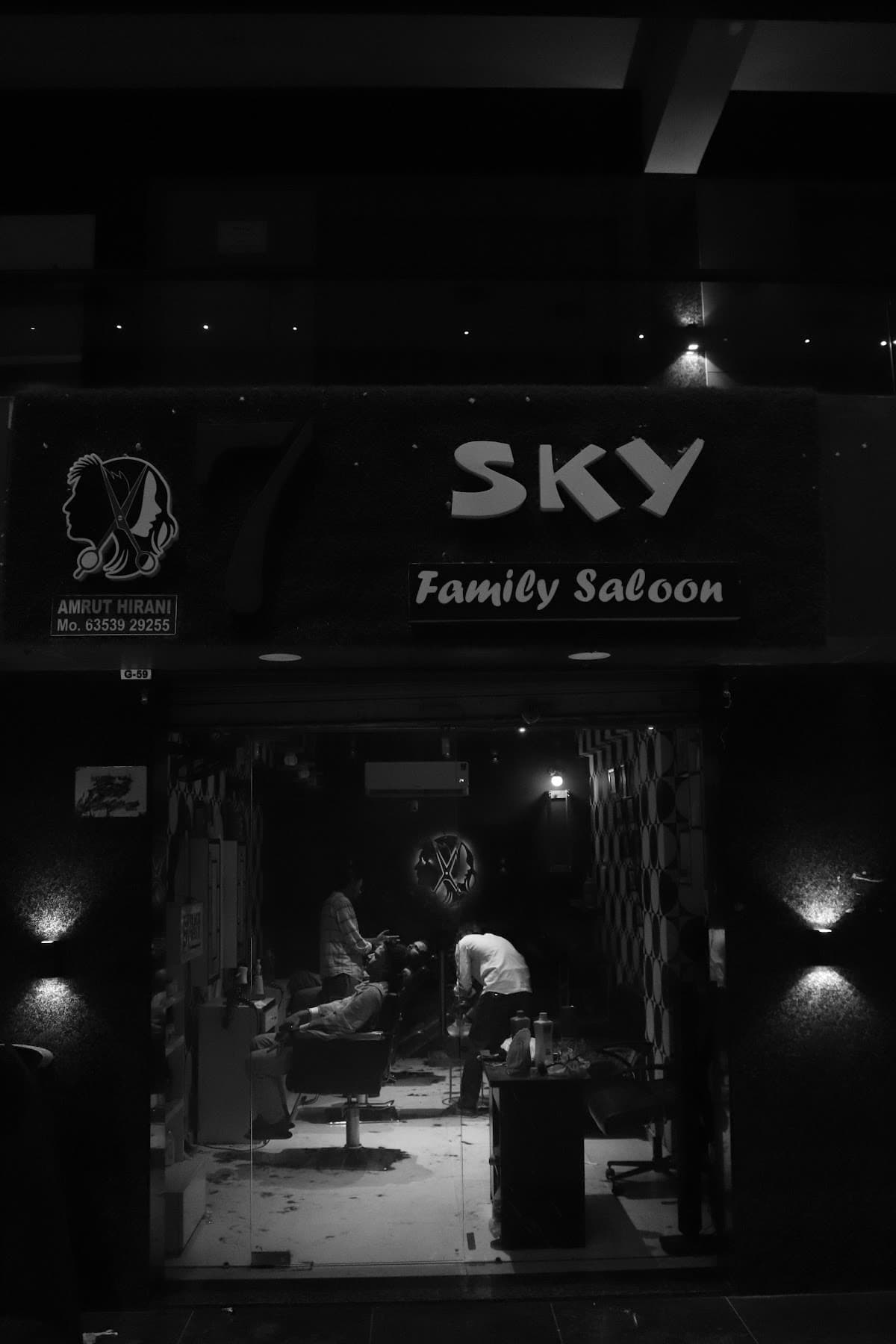 7 Sky unisex salon