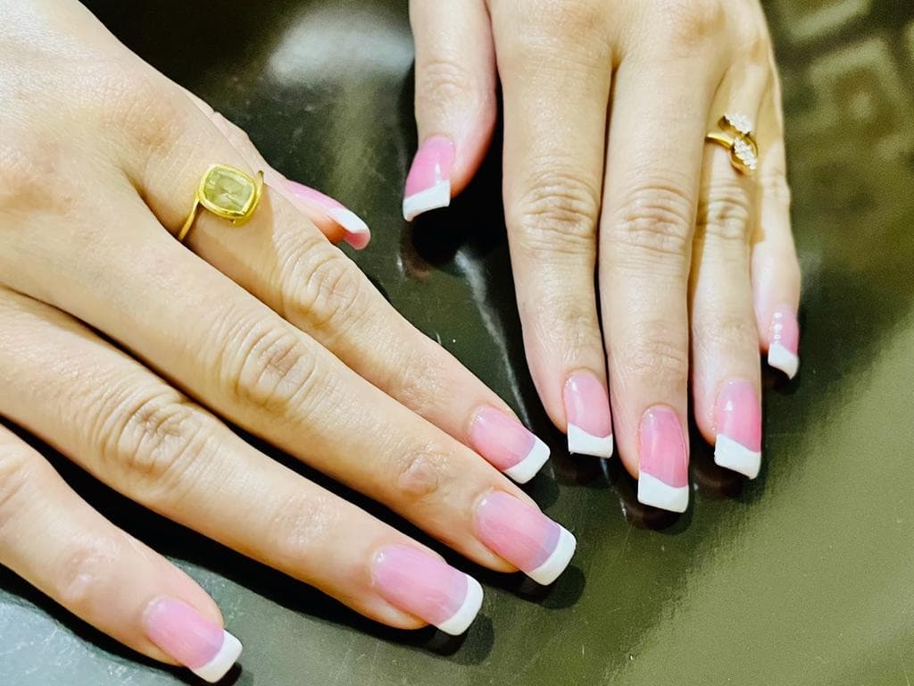 Signora Unisex Salon