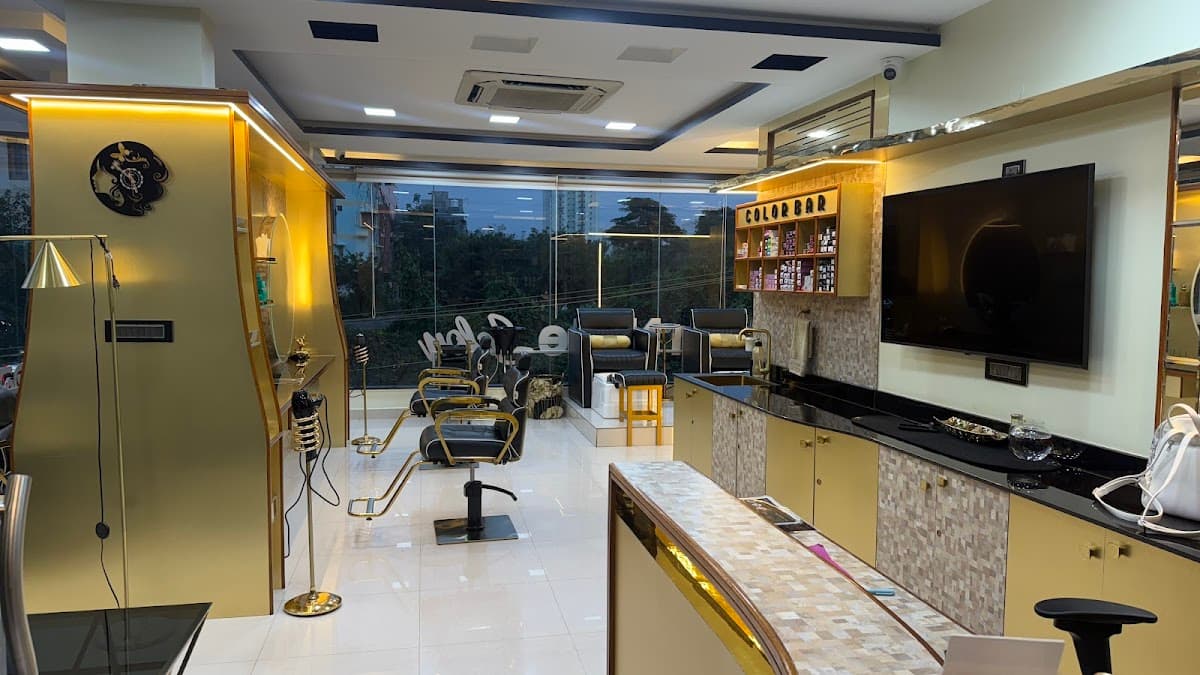 Mom N Me Salon