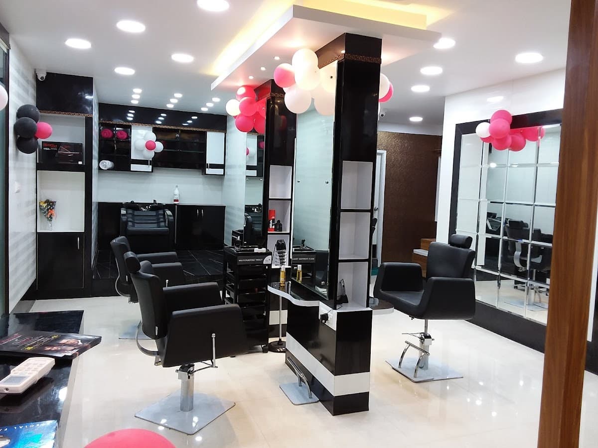 LOOKME FAMILY SALON