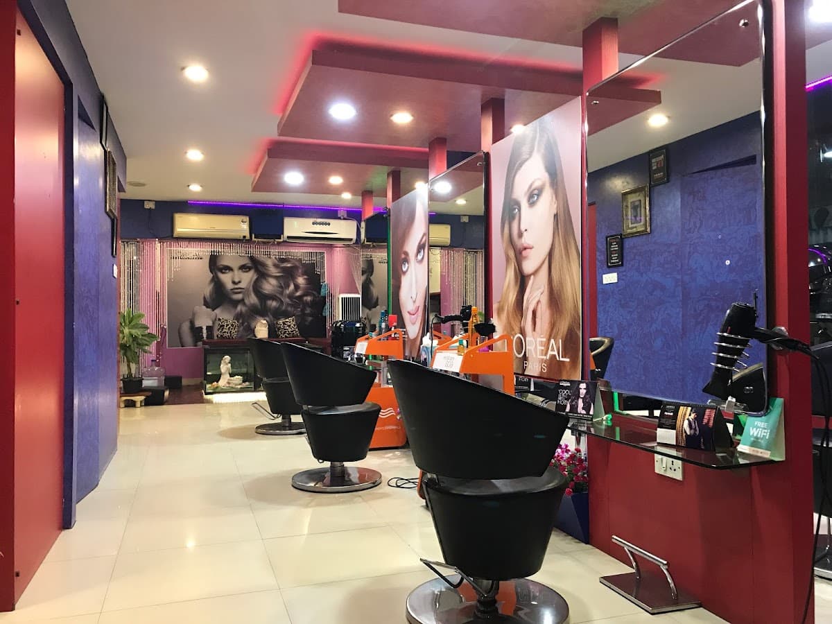 Lavish Unisex Salon