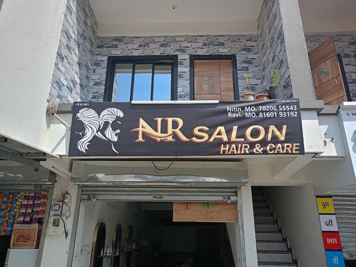 NR Saloon