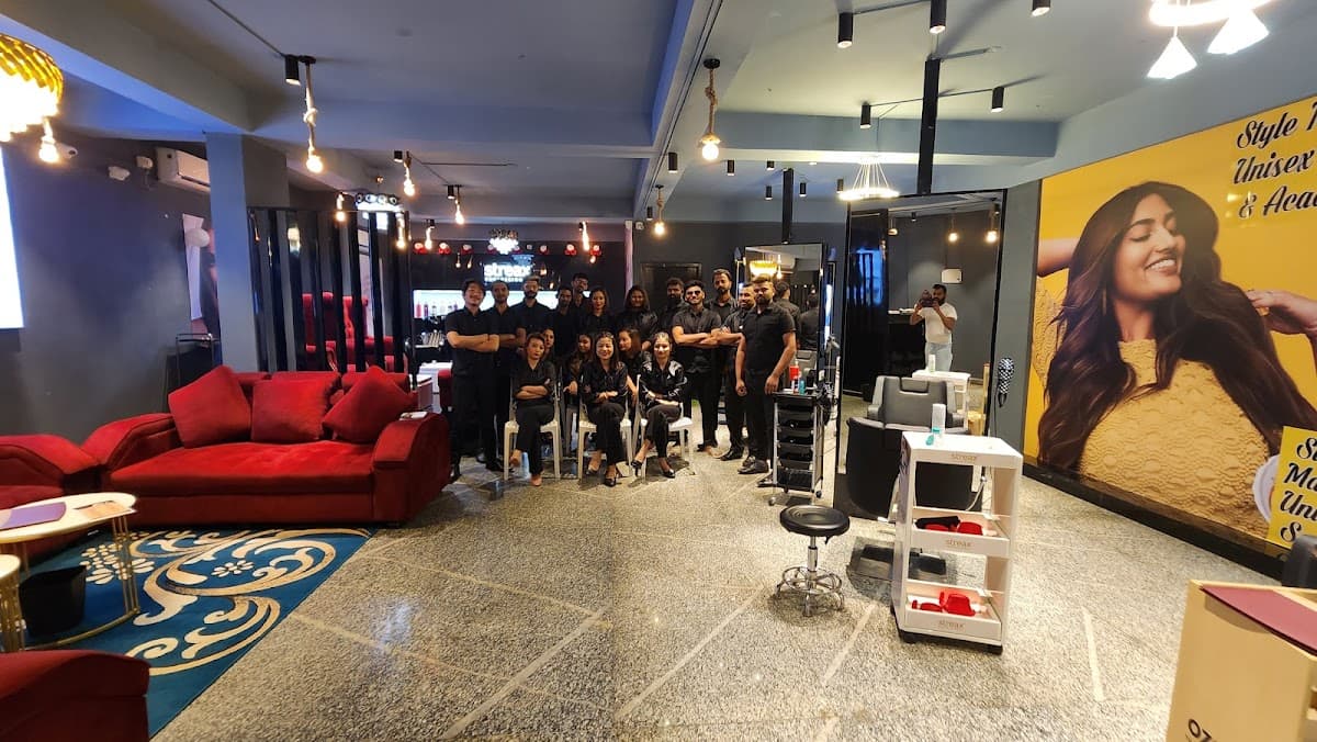 STYLE MANTRA UNISEX SALON