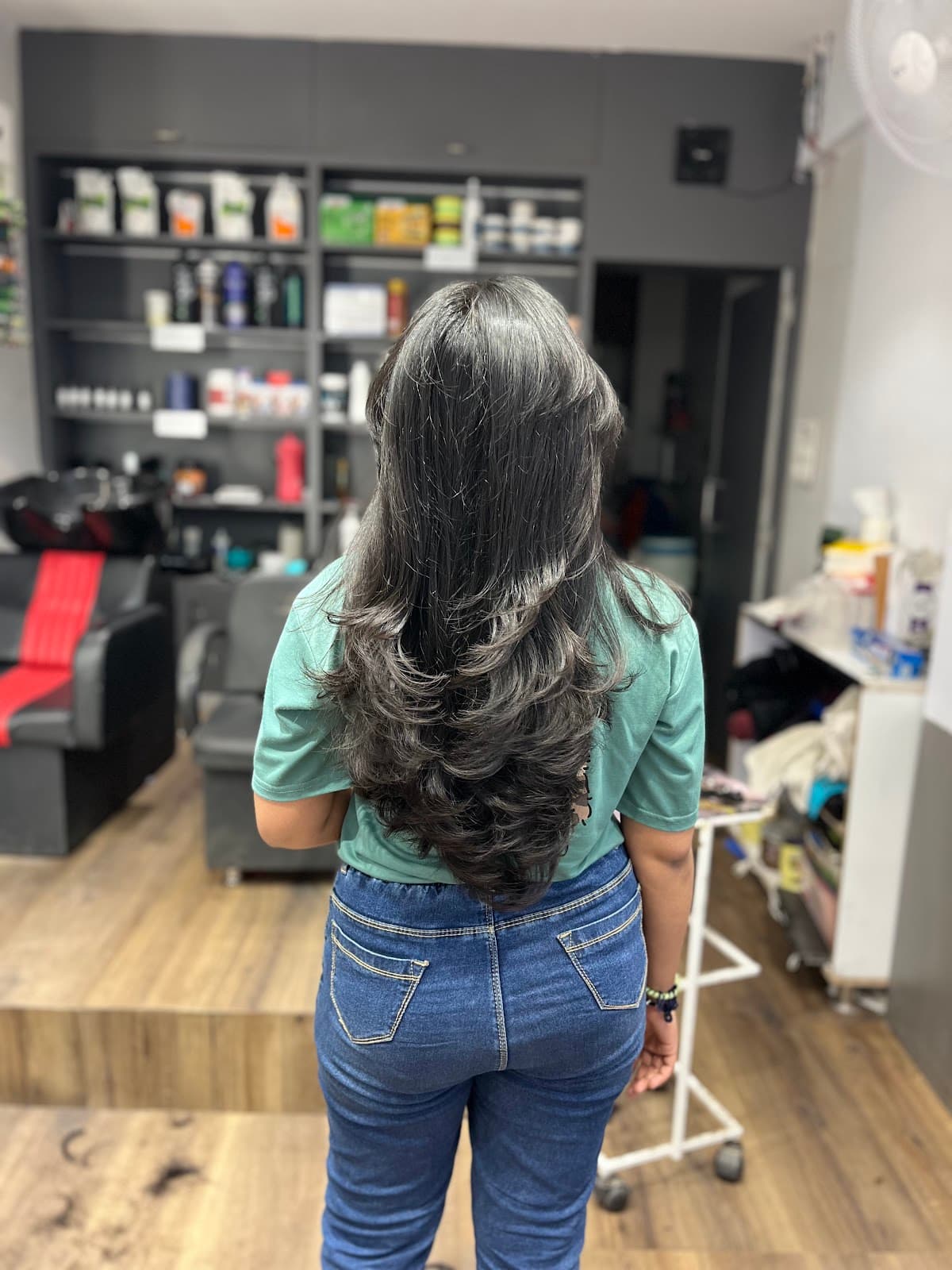 UV Unisex Salon