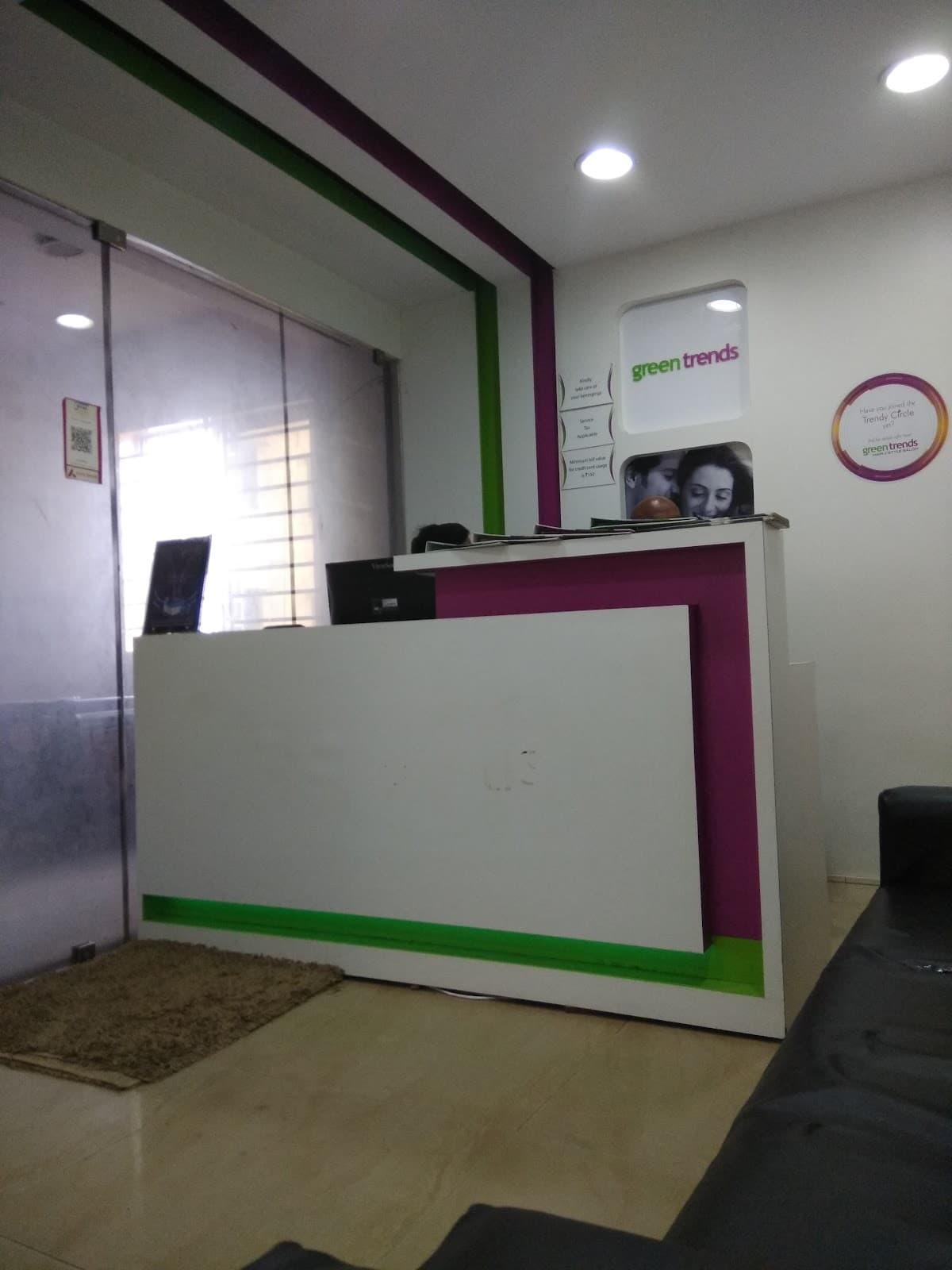 Green Trends Unisex Hair & Style Salon