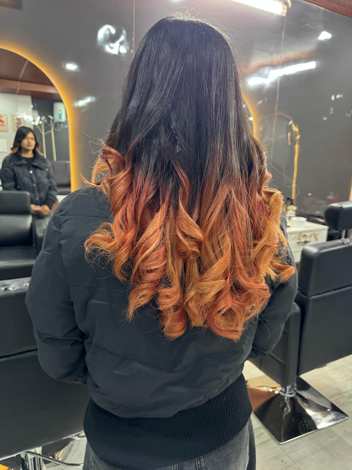 Looks Divine Unisex Salon and Academy