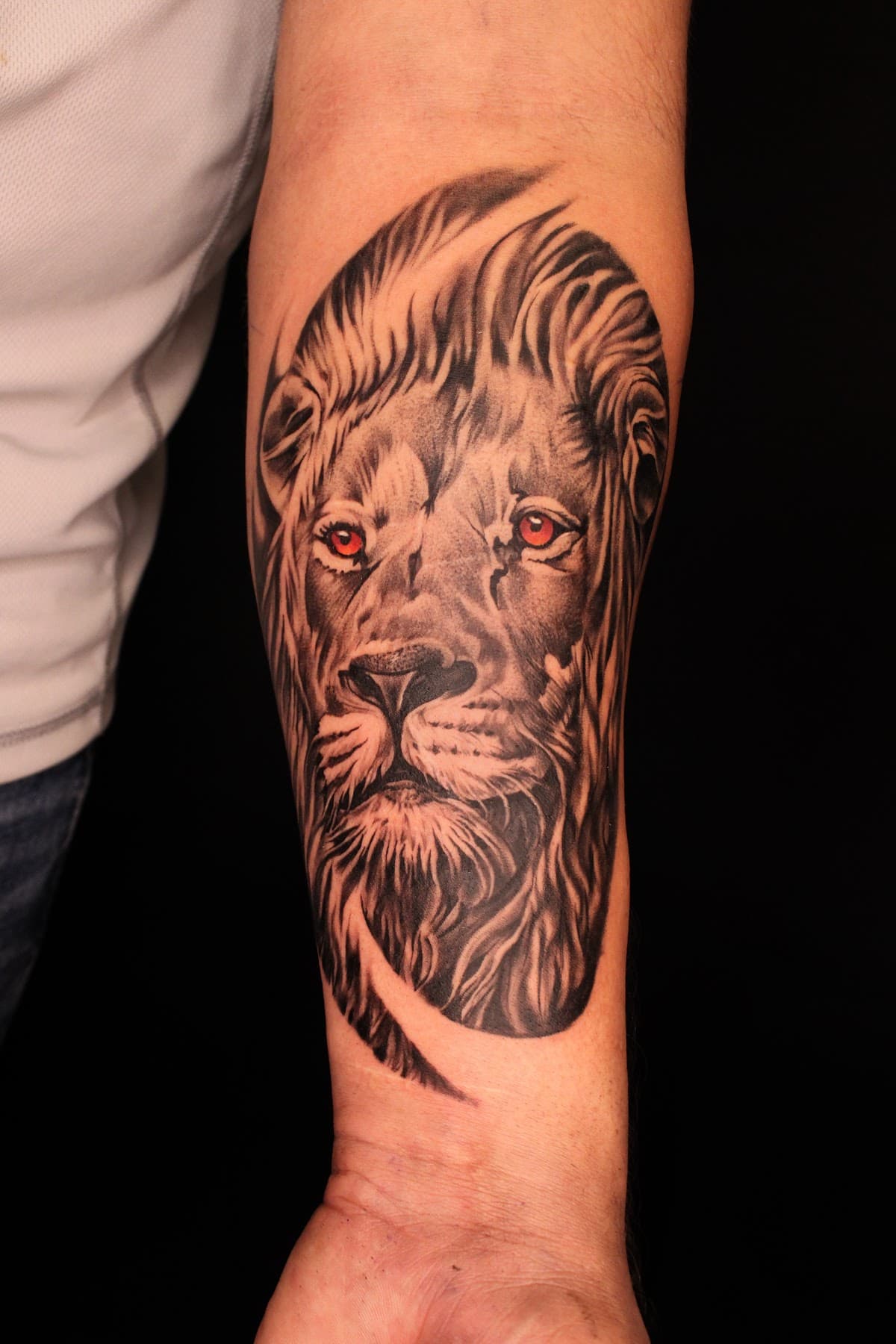 Crazy Ink Tattoo And Piercing Studio