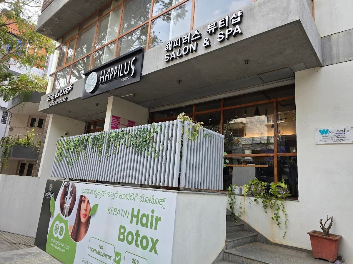 Happilus Salon and Spa, Korean Beauty Special. Unisex Salon by Korean