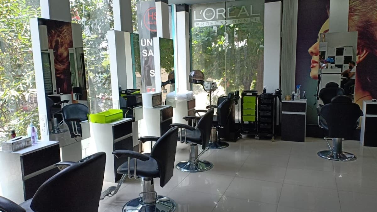 Hair Speak Family Salon, HSR Layout
