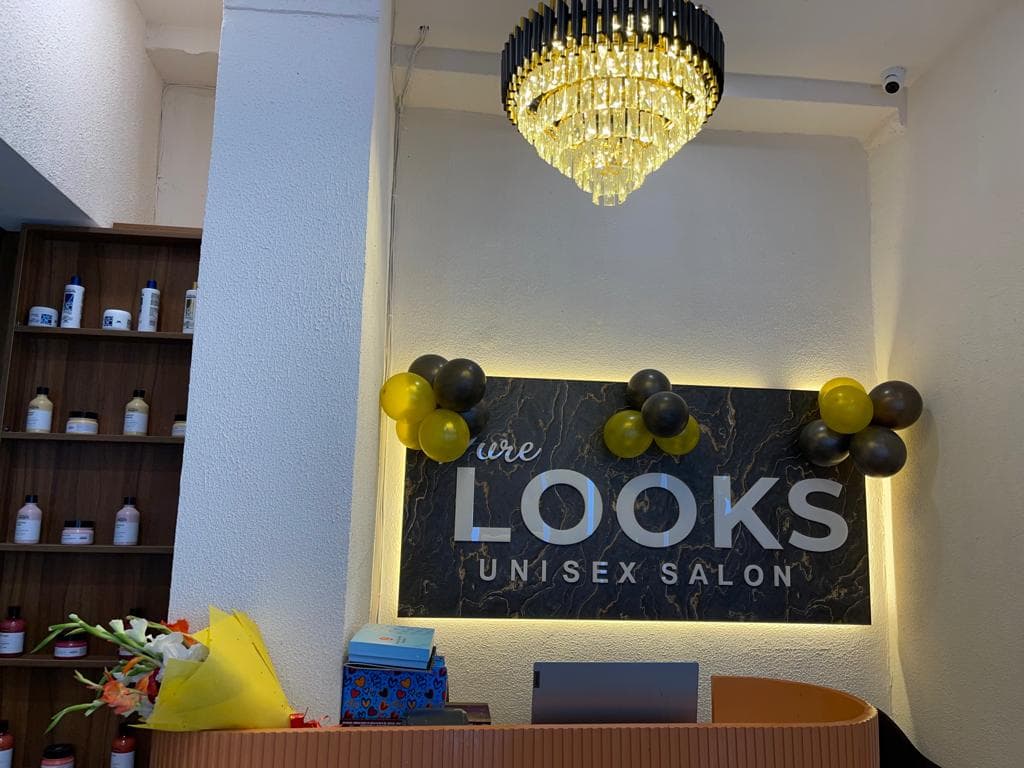 Pure Looks Unisex Salon