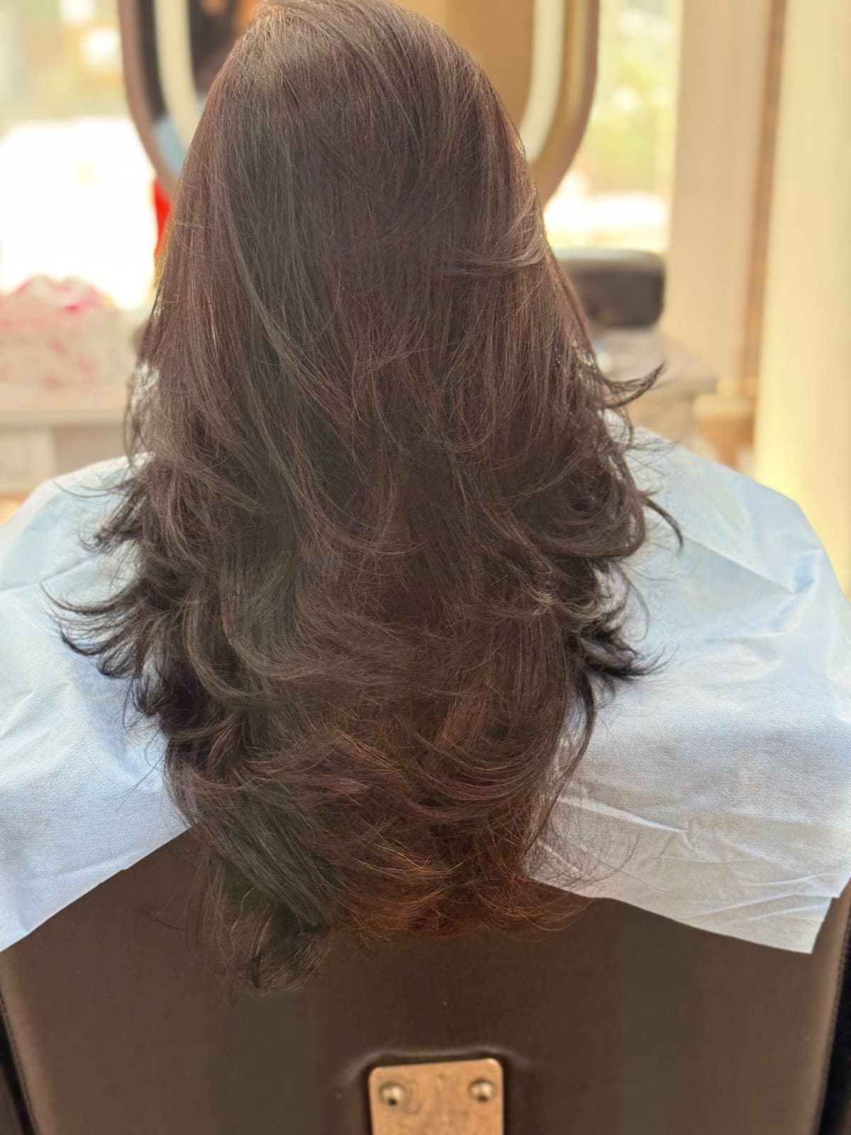 SLV Wings Unisex Salon