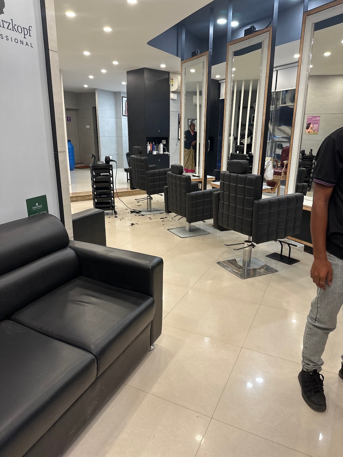 Naturals Salon interior
